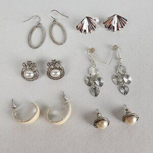 Vintage 90s Silver & White Pierced Earrings